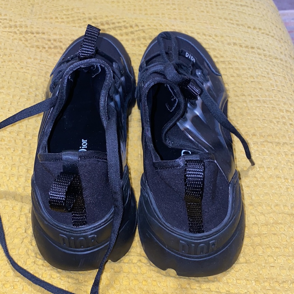 Brand New Dior Sneakers No Box - Picture 2 of 3